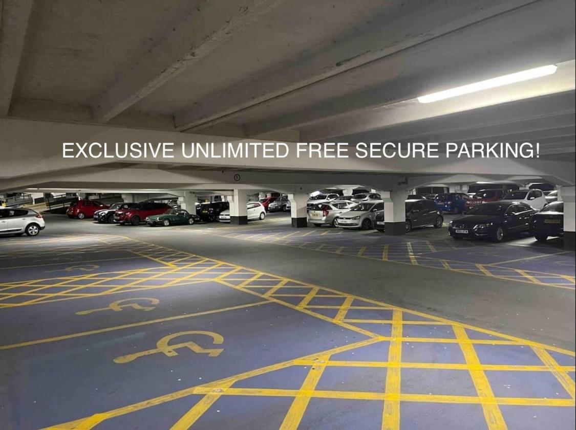 Central Leeds Dock Apt, Free Secure Parking! 2 Bed 外观 照片