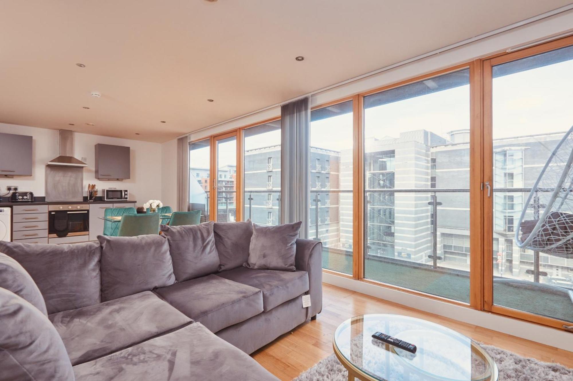 Central Leeds Dock Apt, Free Secure Parking! 2 Bed 外观 照片